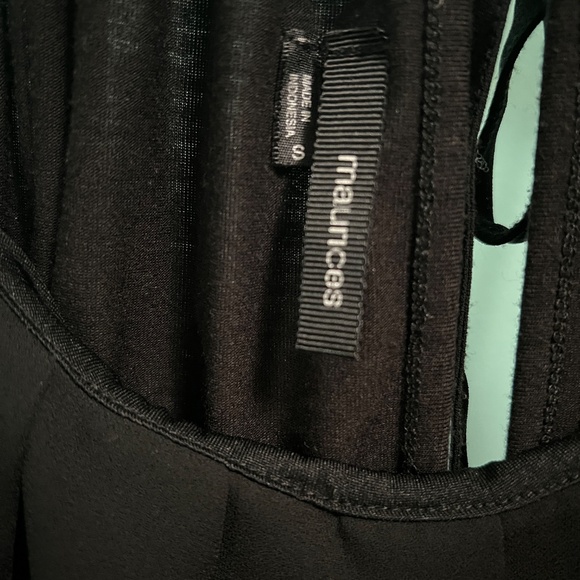 Black Maurices Dressy Hater Top Size Small - Picture 7 of 7